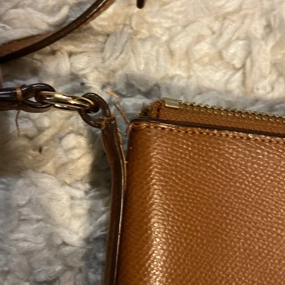 Coach crossbody - Picture 4 of 10